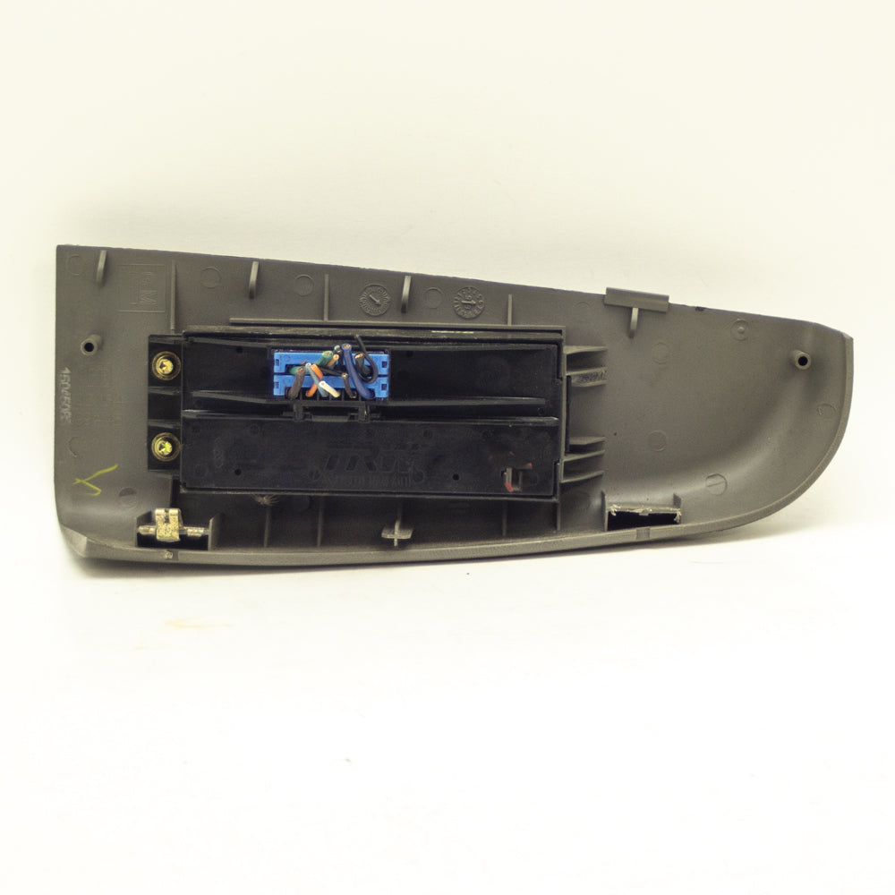 OEM 01-02 Chevy Silverado GMC Sierra RH Right Passenger Side Power Window Switch