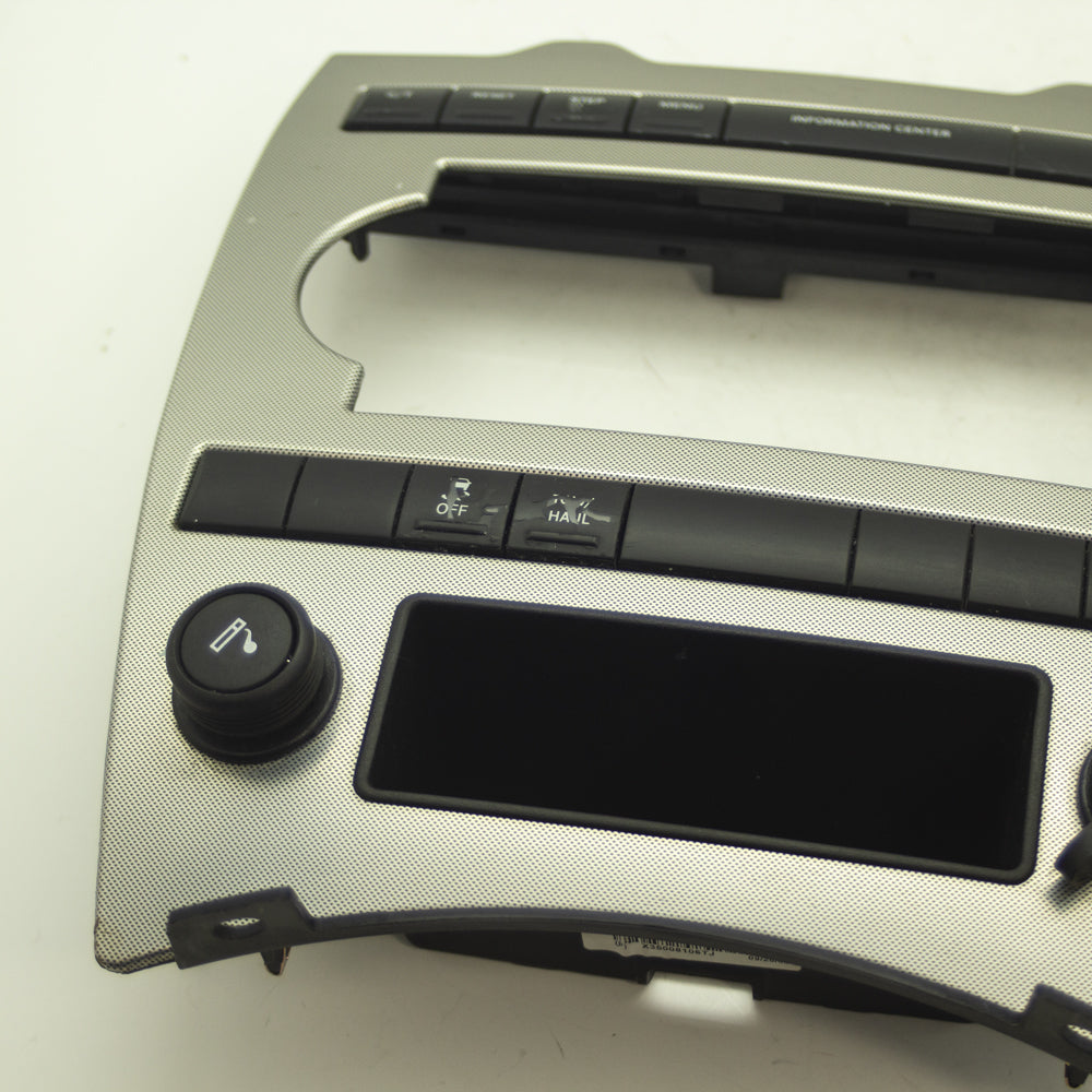 2005-2007 Jeep Grand Cherokee Front Temp Climate Control Bezel Trim OEM Silver