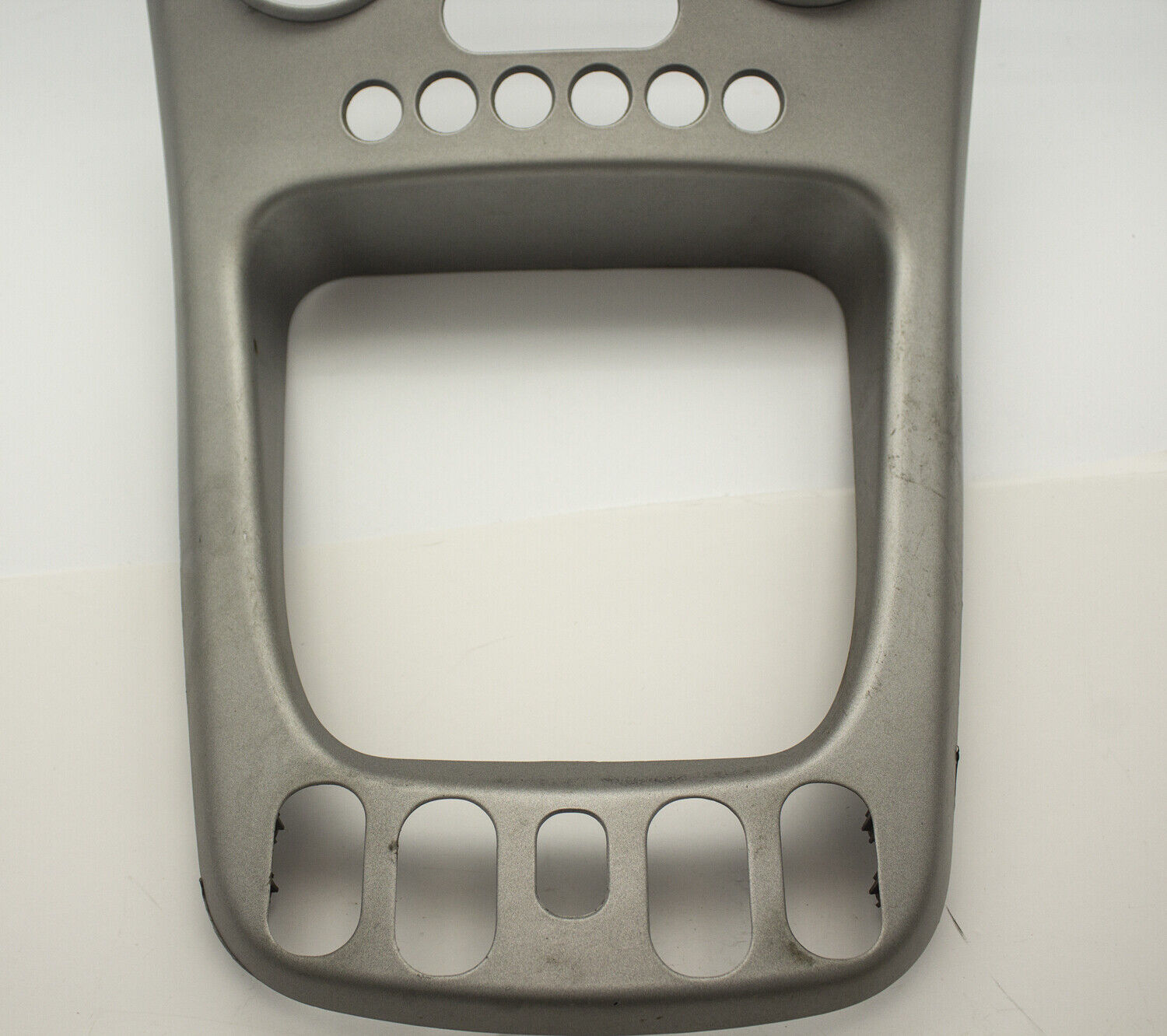 OEM 05-06 Chevrolet Equinox Center Dash Radio Climate Bezel Surround Trim Gray