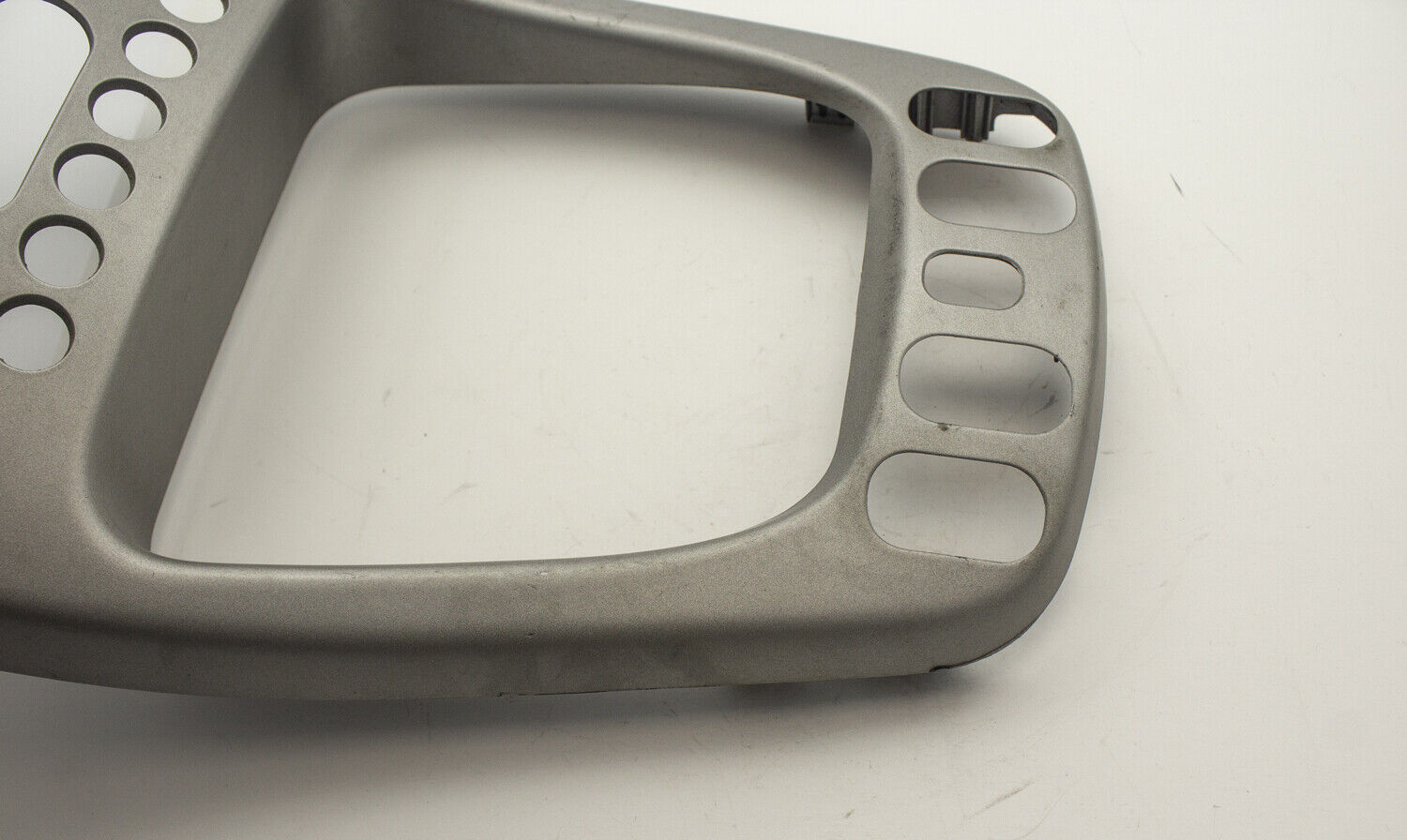 OEM 05-06 Chevrolet Equinox Center Dash Radio Climate Bezel Surround Trim Gray