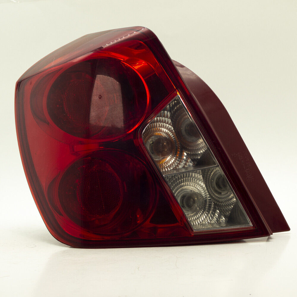 2004-2007 Chevy Optra Left Driver Side Tail Light Lamp Assembly - Used OEM