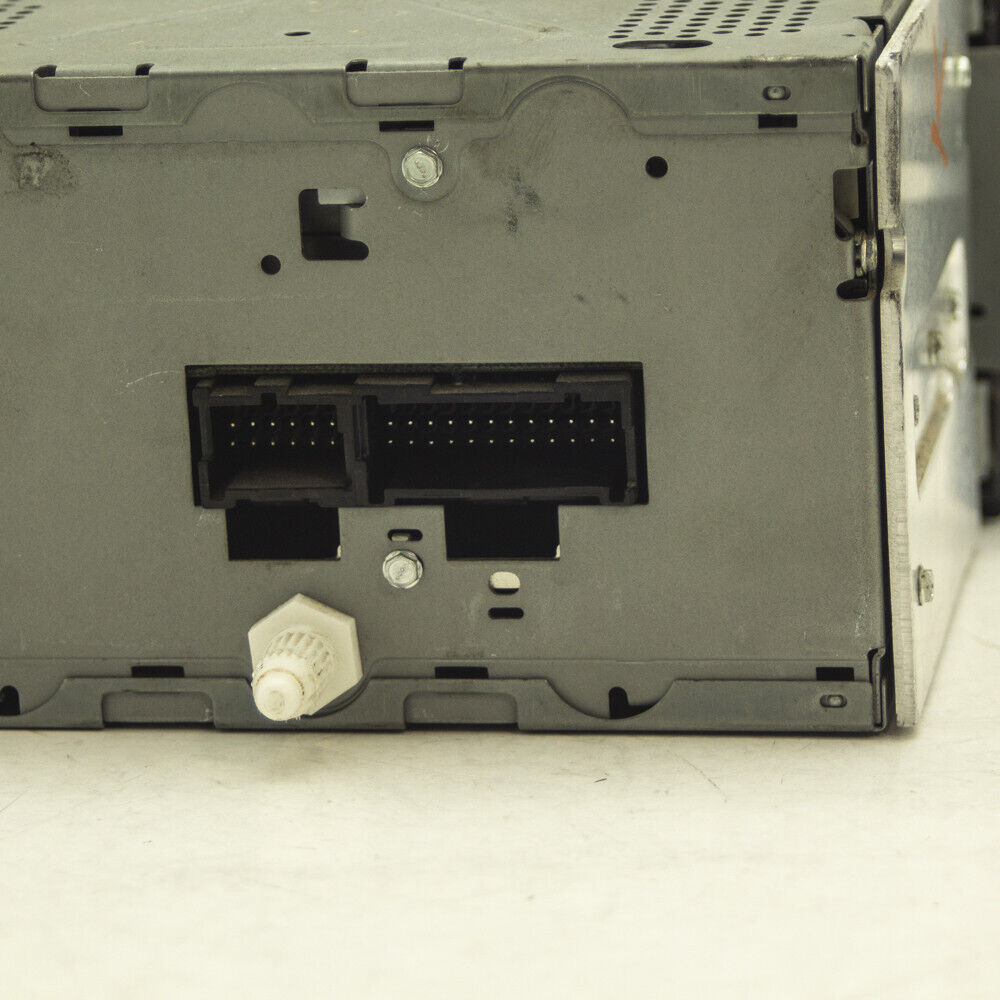 Chevy Colorado Tahoe & GMC Yukon  AM FM CD MP3 Player Radio Audio Receiver OEM