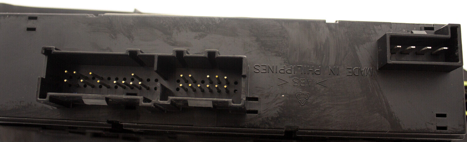 Chevy Trailblazer SSR Passenger RH Right Hand Side Power Window Switch Control