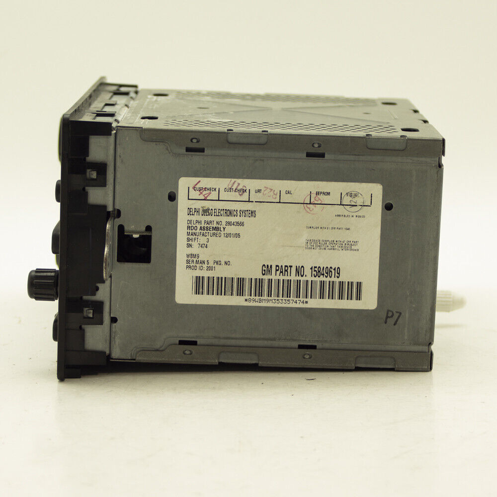 2005-2007 Chevy Silverado 1500 AM FM Cassette CD Player Radio Audio Receiver OEM