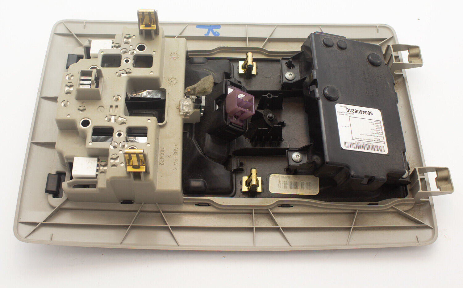 2009-2012 Dodge Ram 1500 OEM Overhead Console Dome Map Reading Light Lamp Unit