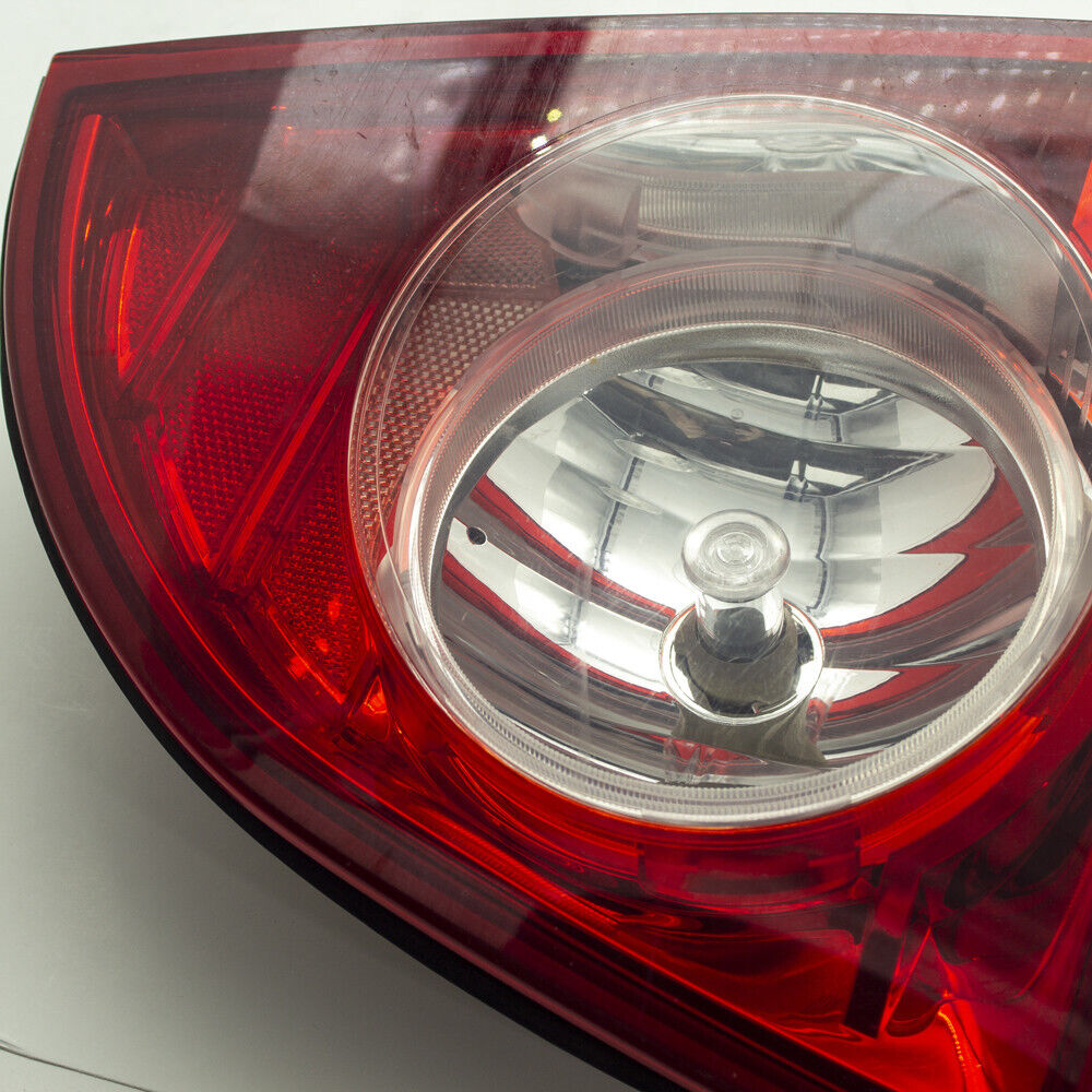 2008-2012 Chevy Malibu Rear Left Driver Side Tail Light Lamp 25879096- Used OEM